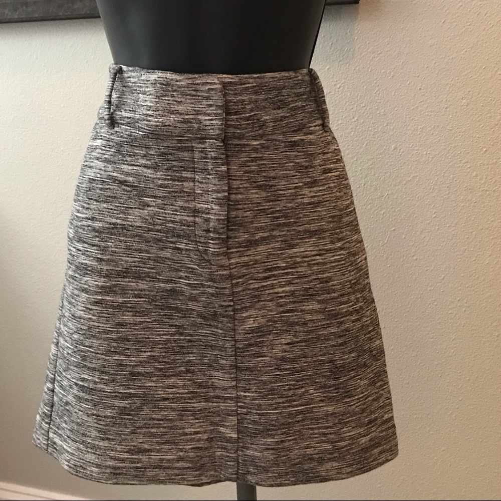 ANN TAYLOR LOFT SKIRT  SIZE 10P  NWT